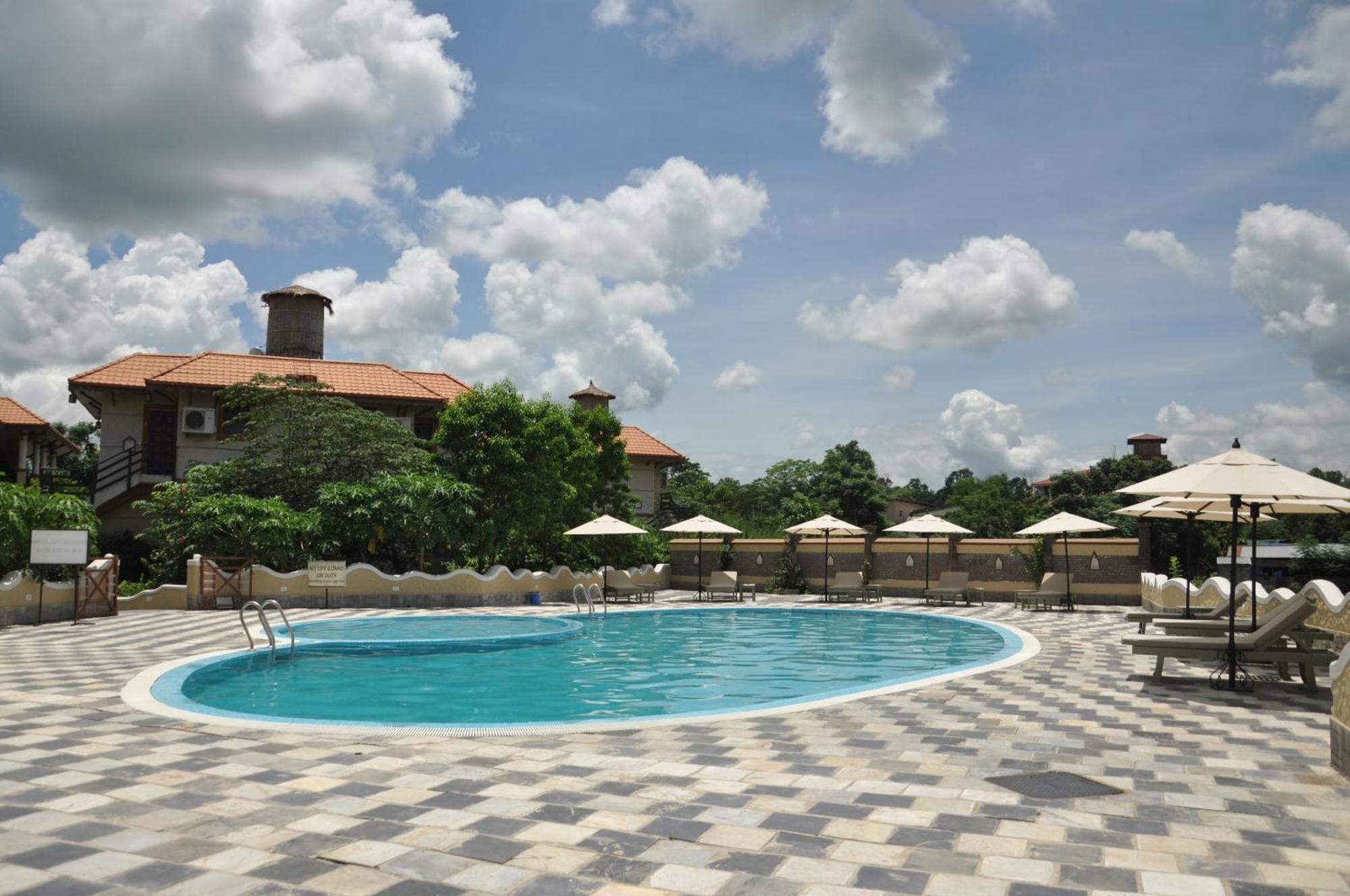 Green Park Chitwan Sauraha Exterior foto